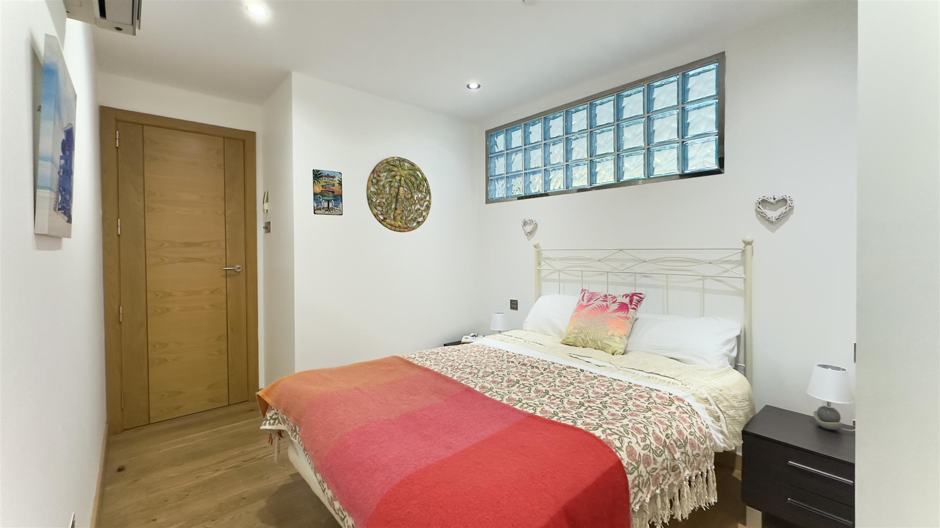 Image of Apartment - 1 Bedrooms - 1 Bathrooms for Rental in Grand Ocean Plaza-Gibraltar, Image 7